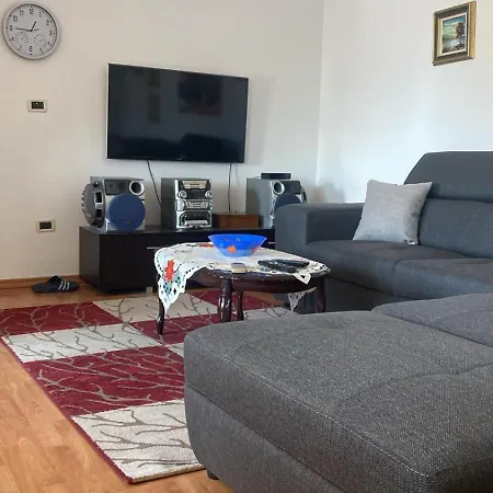 Flori Penthouse Center P2 Lägenhet Tirana