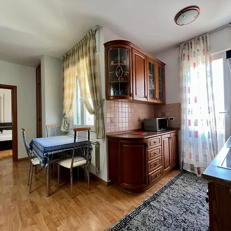 Apartment Flori Penthouse Center P2 Tirana